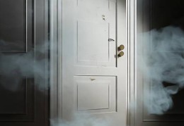 防盗门异味问题解析