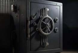 潜行大师保险柜安全开启方法揭秘