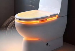 松下智能马桶冲力升级，体验加倍洁净舒适