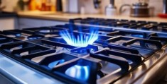 燃气灶一点火就大味道，家庭必备安全之选