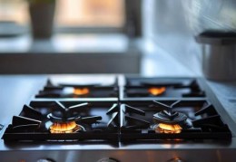 燃气灶调火技巧：轻松掌控火焰大小