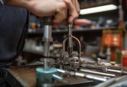 方形智能锁操作指南：轻松开锁新体验