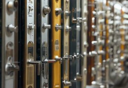 三千元防盗门锁种类大盘点，安全之选！