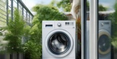 阳台洗衣机无需窗帘，实现干爽洗衣新体验